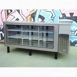 香港一統(tǒng)廚具設(shè)備 專門代理各國先進(jìn)廚具機(jī)械設(shè)備,并在香港自設(shè)工場,生產(chǎn)各式高質(zhì)雪柜及食品機(jī)械,專業(yè)隊(duì)伍為顧客即時(shí)提供維修保養(yǎng)服務(wù),價(jià)廉物美,大受歡迎