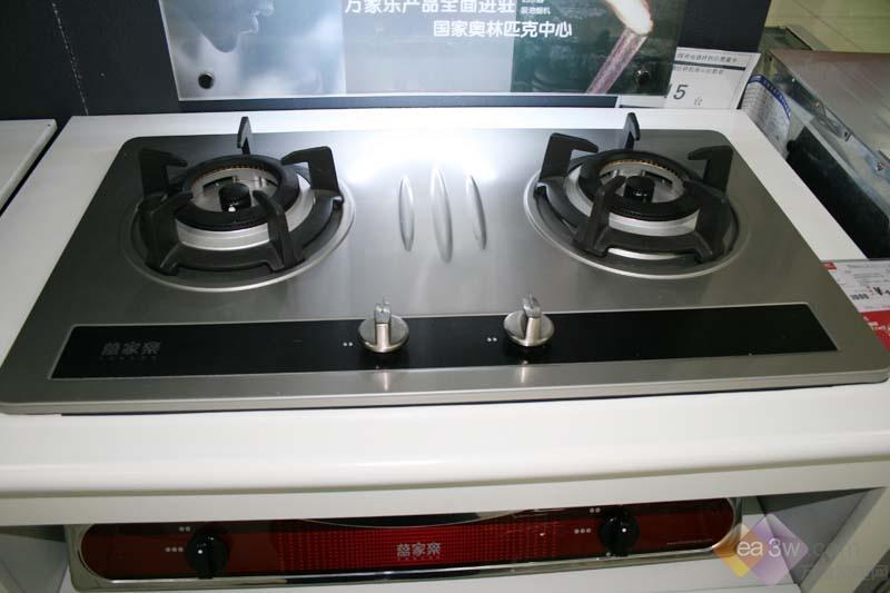 榆林市長(zhǎng)虹燃?xì)庠钍酆缶S修服務(wù)電話丨可隨時(shí)到達(dá)現(xiàn)場(chǎng)搶修.-.