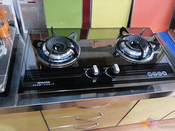 山寨品牌頻現(xiàn)建材市場 想不到的低價 暗訪建材市場廉價燃氣灶