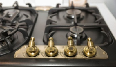 青島市南區(qū)帥康燃?xì)庠钍酆缶S修圖解